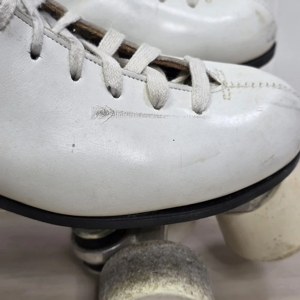 Riedell 120 Sure Grip Super X Roller Rink‎ Skates White Size 6 B